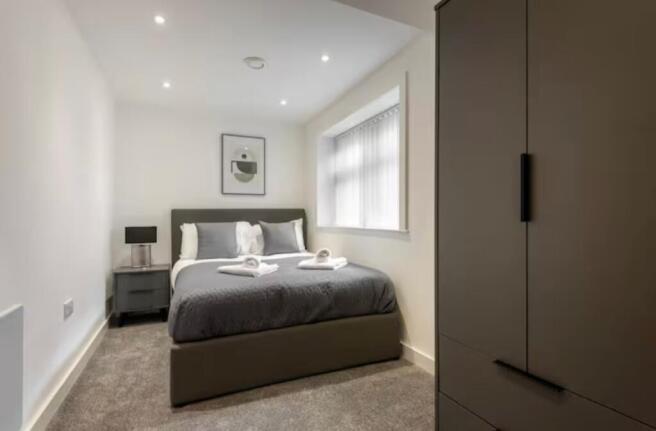 2 bed Apartment to rent Image 6