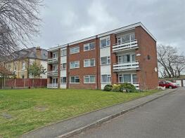 Flat 3, Pebworth Court, Ladbroke Road, Redhill RH1 1LE