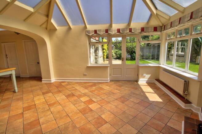 Open Plan Kitchen diner 4