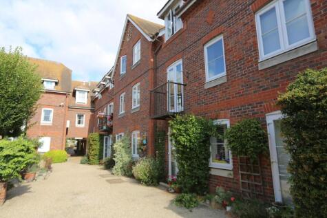 Gange Mews, Middle Row, Faversham