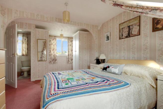Master With Ensuite