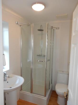 Ensuite shower room