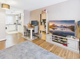 Flat 4, Vyvyan House, Kerrier Way, Camborne TR14 8FJ