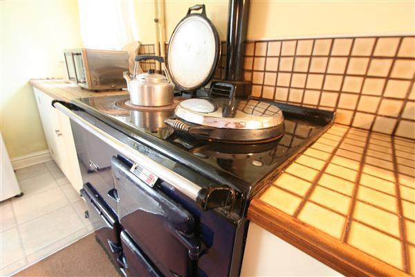 Kitchen/Snug