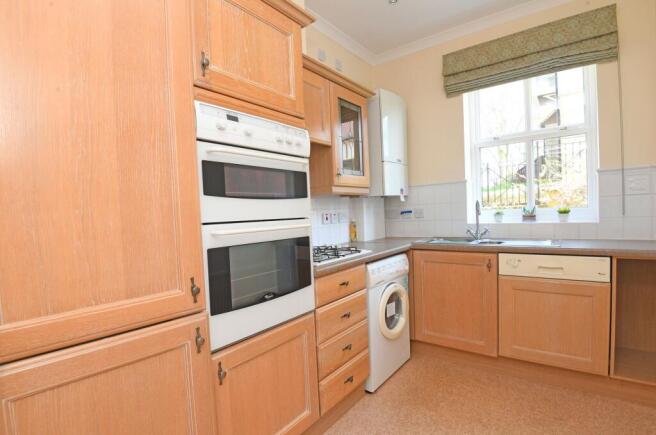 1 bed Retirement Property for sale Image 4