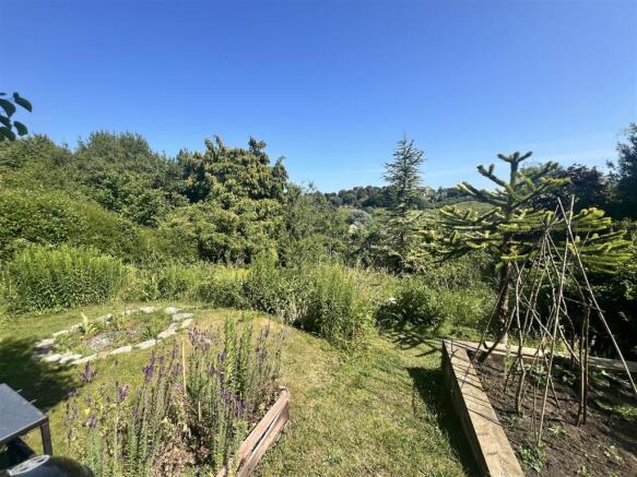 Rear Garden: