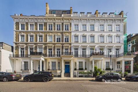 Templeton Place, Earls Court, Greater London. SW5