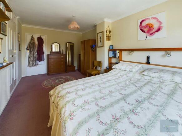 CAM02558G0-PR0206-ST