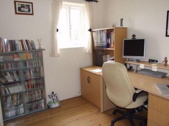 Photo 10