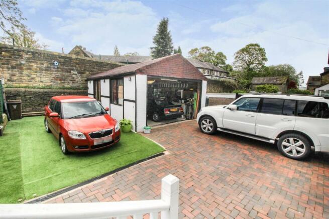 Garage & Garden
