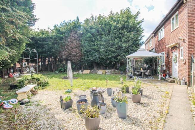 3 bed Semi-Detached for sale Image 8