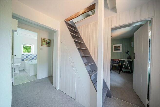 2 bed Semi-Detached for sale Image 10