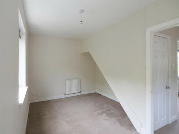 3 bed Semi-Detached for sale Image 8