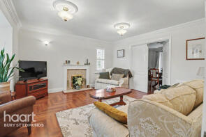2, Cresmedow Way, Bury St. Edmunds IP30 9GL