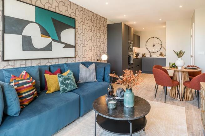 Kew Bridge Rise, 1 bedroom show home, living
