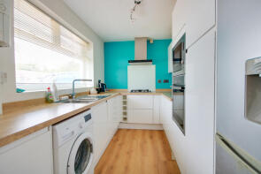 24, Maryland Close, Southampton SO18 2DX