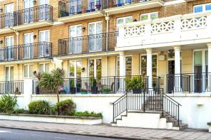 Apartment 11, Warnes, Steyne Gardens, Worthing Central, Worthing BN11 3DW