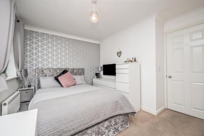 2 bed Terraced for sale Image 12