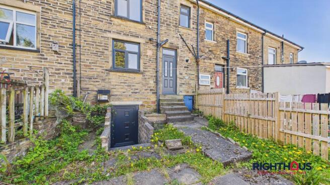 3 bed Terraced to rent Image 6