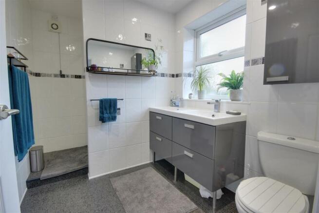 En-Suite Shower Room