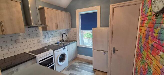 1 bed Flat to rent Image 5