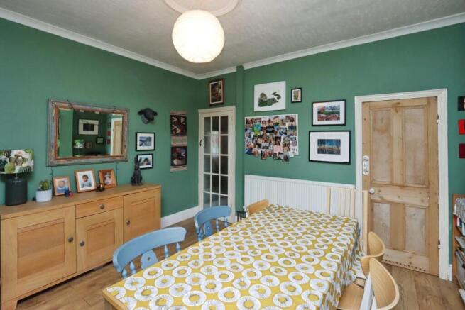 3 bed House for sale Image 10