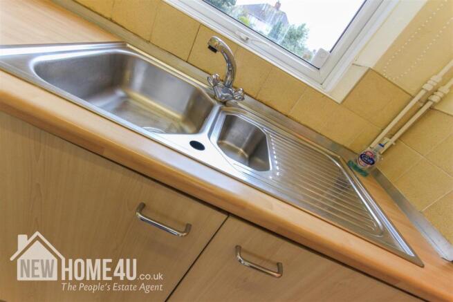 KITCHEN:
