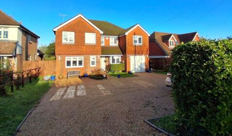 Kings Lane, Wrecclesham, Farnham, GU10