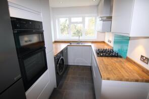 12, Hollingsworth Court, Lovelace Gardens, Surbiton KT6 6SH