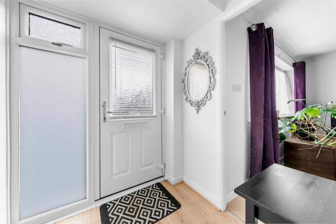 2 bed Semi-Detached Bungalow for sale Image 8
