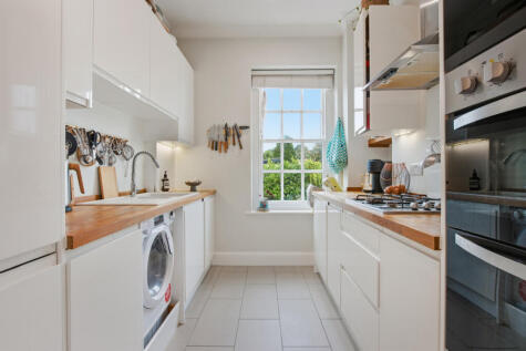 Oakleigh Avenue, Whetstone, N20