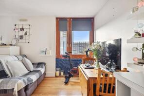 Flat 5, 88, Garratt Lane, London SW18 4DB