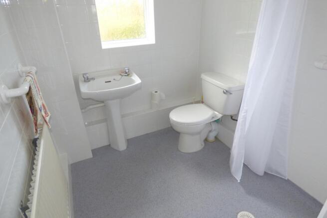 Ground Floor Wet Roo