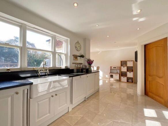 Kitchen/Dining Room