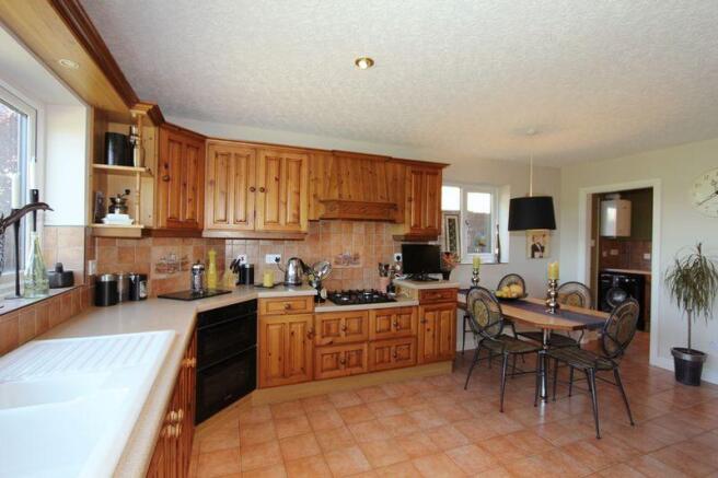 KITCHEN 3