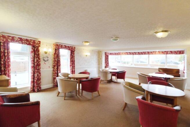 2 bed Flat for sale Image 9