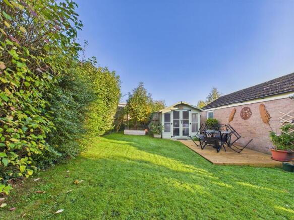 2 bed Detached Bungalow for sale Image 12
