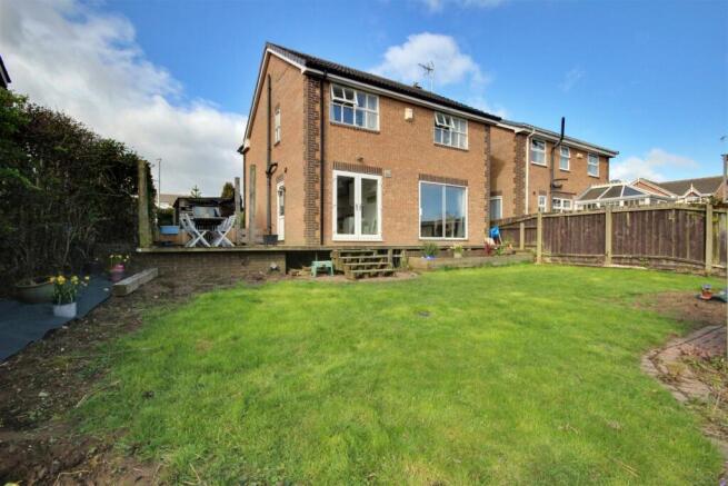 4 bed Detached for sale Image 4
