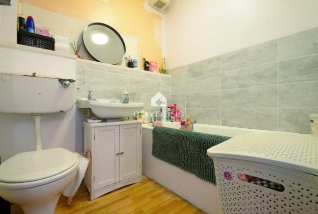 Photo 10