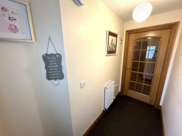 ENTRANCE VESTIBULE