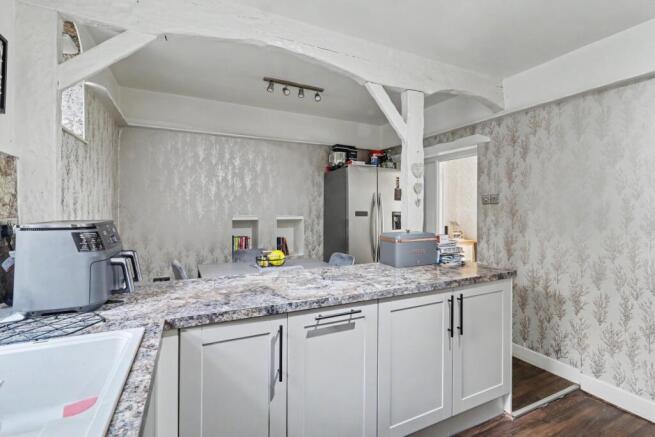3 bed Terraced for sale Image 6