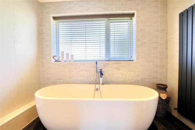 Bath Tub