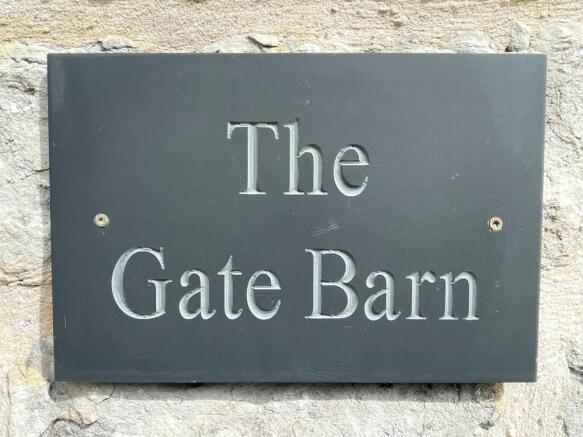 Gate Barn.JPG