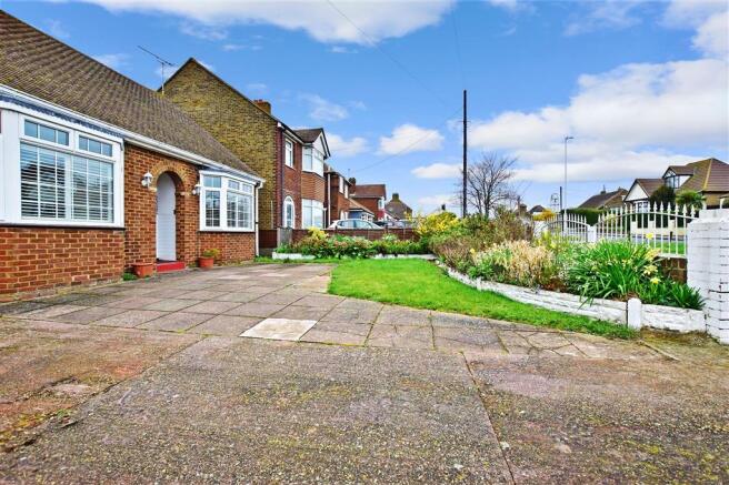 Front Garden/Parking