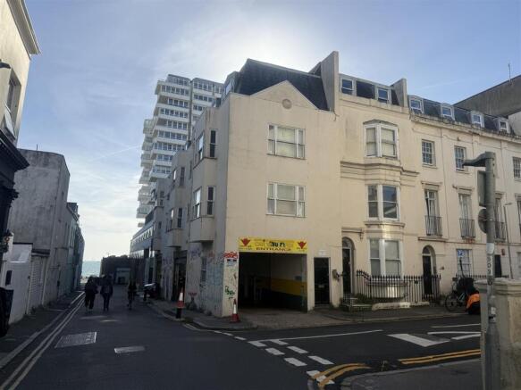 1-bed flat on Sillwood Street, Brighton, £125,000