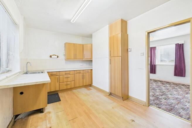 8 Highfield Road, Carnforth, Lancashire photo 4