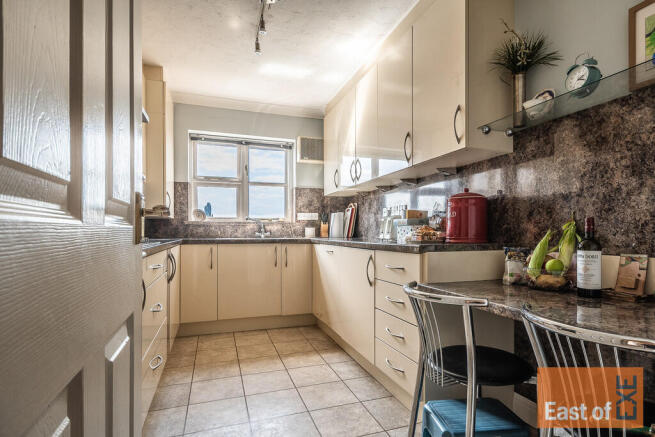 23 Weirside Place...