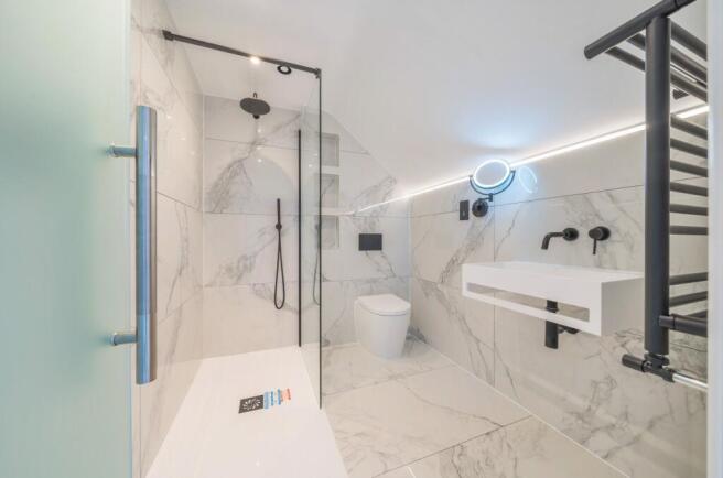En-Suite To Bed 3