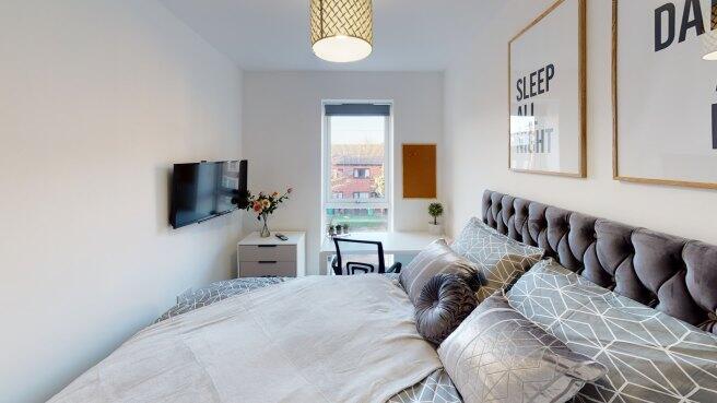 claude-street-ng7-2lg-1054837