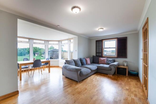 Sitting Room / Sun Room